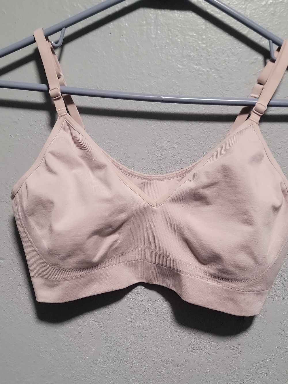 Athleta Soft Wireless Bra in Blush Pink